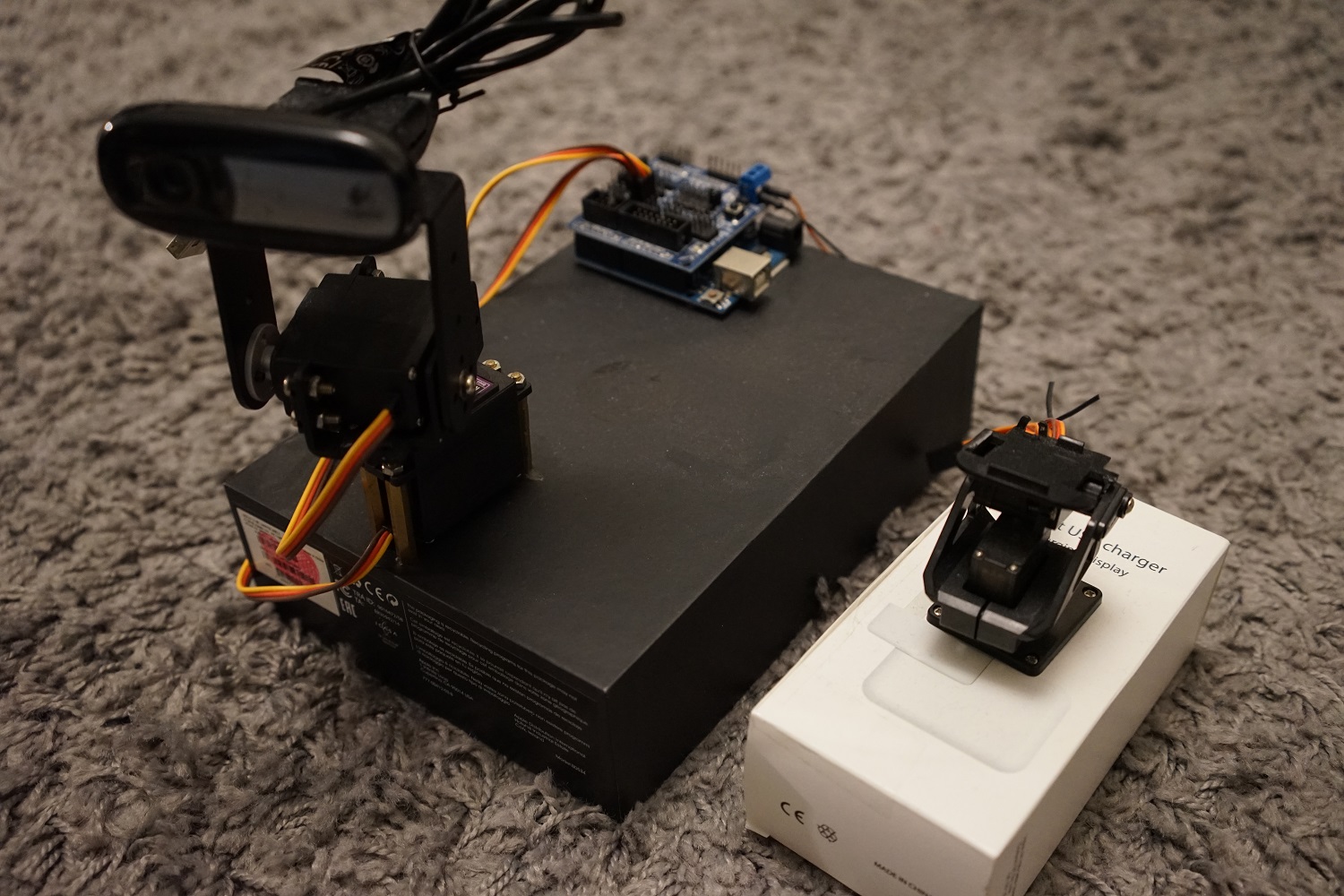 Visual tracking hardware